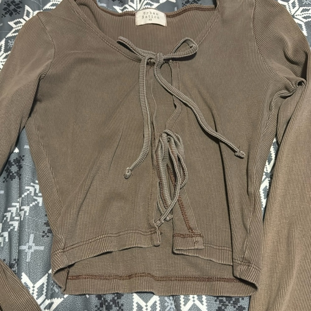 Urban Nation long sleeve shirt size xs